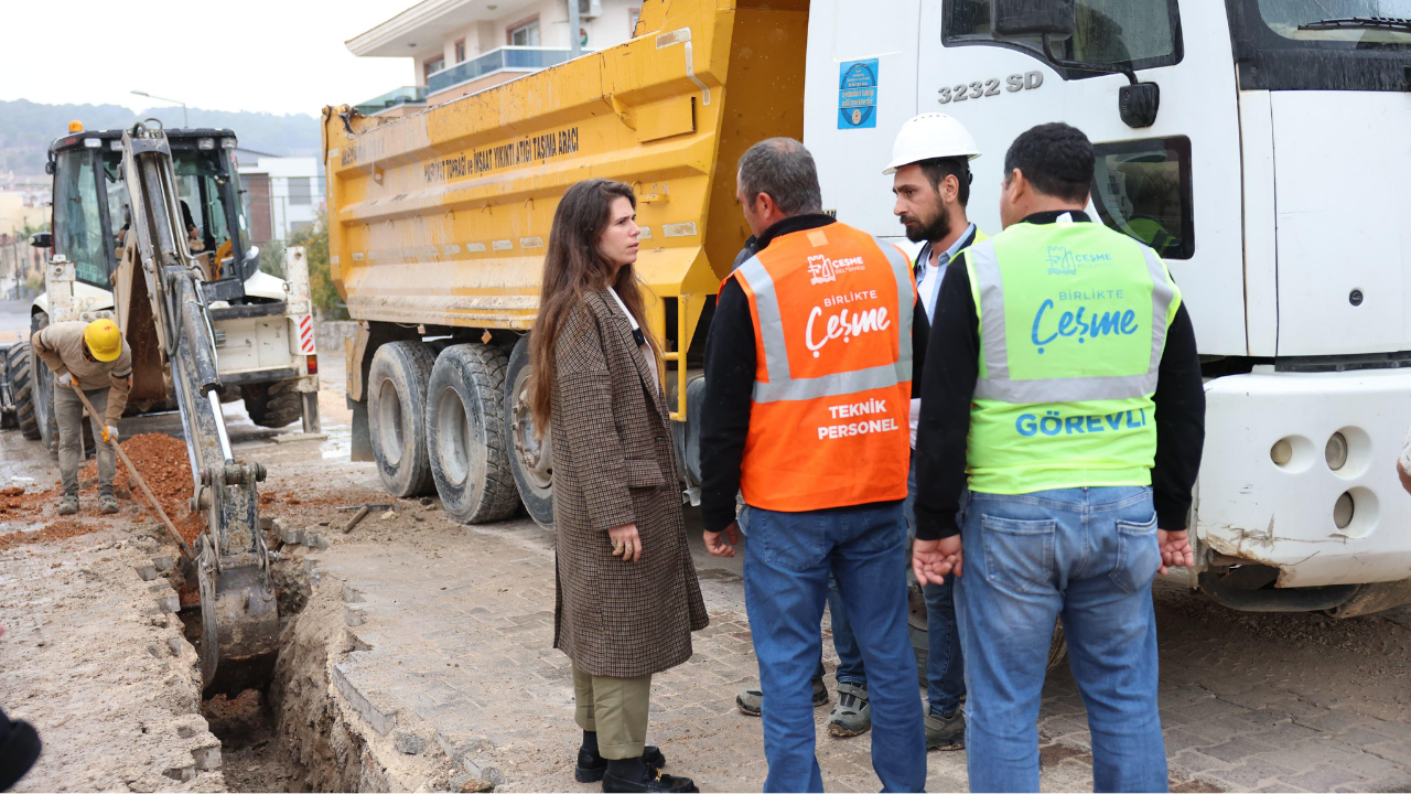 İzmir Çeşme'de Başkan Lâl Denizli Doğal Gaz Çalışmalarını Yerinde Inceledi!