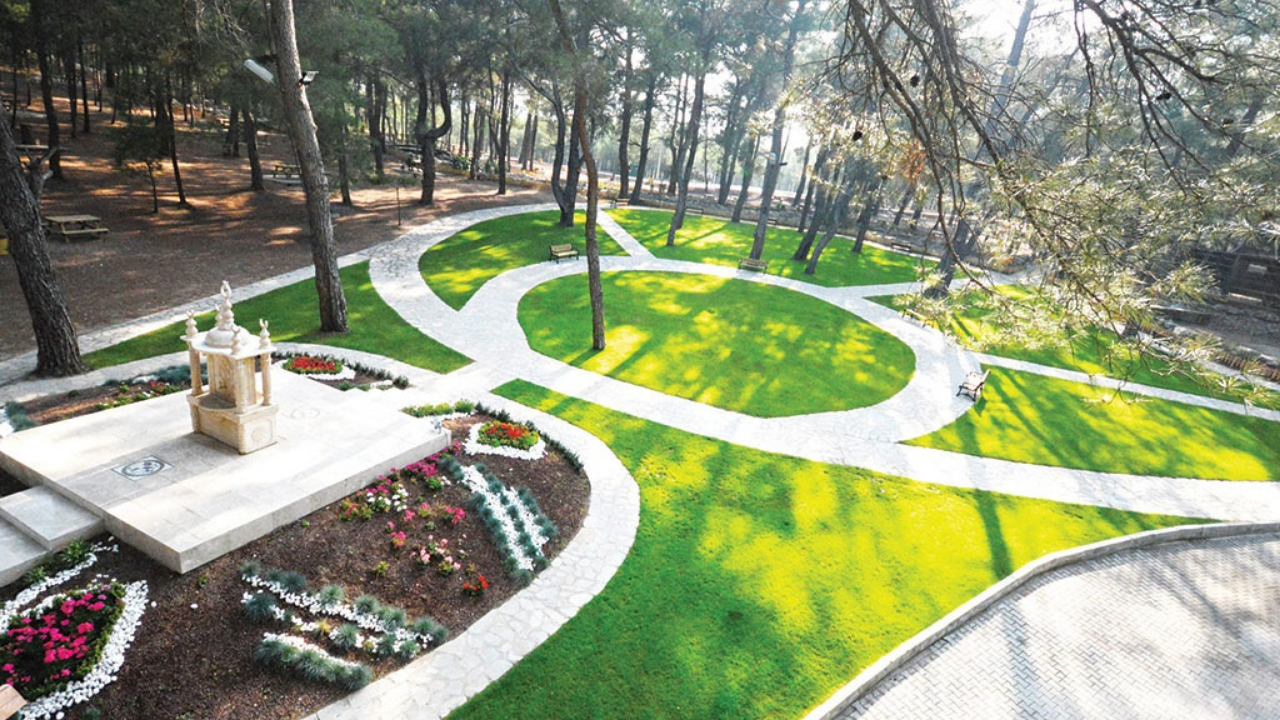 İzmir Kemalpaşa’da Aileler Için Doğayla Iç Içe Eğlence Park Orman