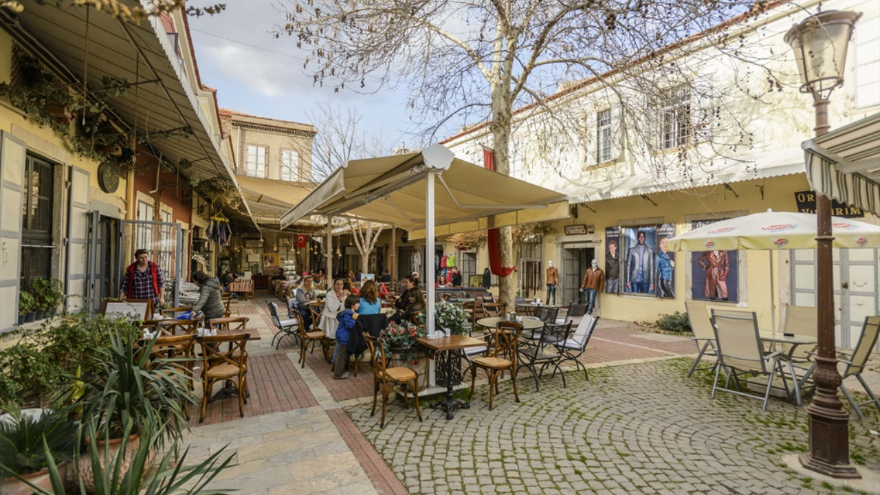 İzmir’de Hafta Sonu Gezilecek Yerler Tarih, Kültür Ve Nostalji Dolu Beş Durak! (1)