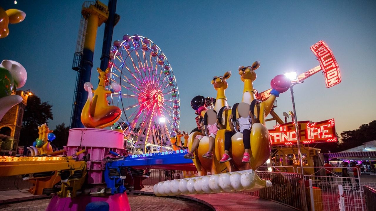 Izmir Lunaparkı