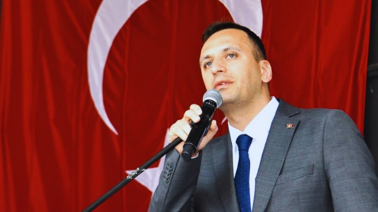 Bornova Belediye Başkanı Ömer Eşki gözaltına alındı