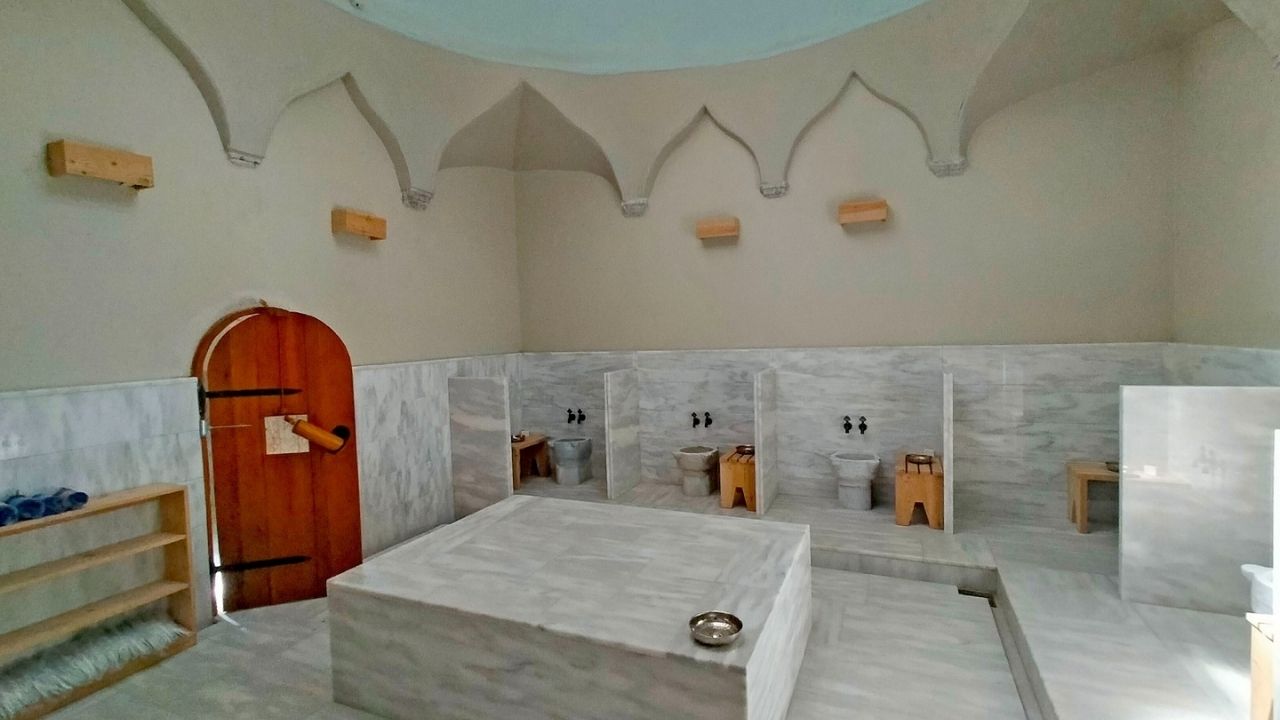 Pargalı Ibrahim Paşa Hamamı Çeşme Hamam