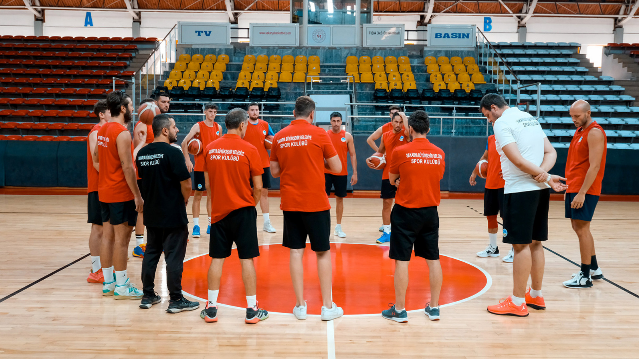 Sakarya Büyükşehir Basketbol, İstanbul Büyükşehir Belediye'yi Ağırlıyor! (2)