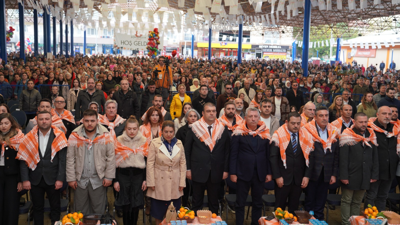 Seferihisar'da Turuncu Bayram 24. Mandalina Şenliği Coşkuyla Kutlandı! (1)