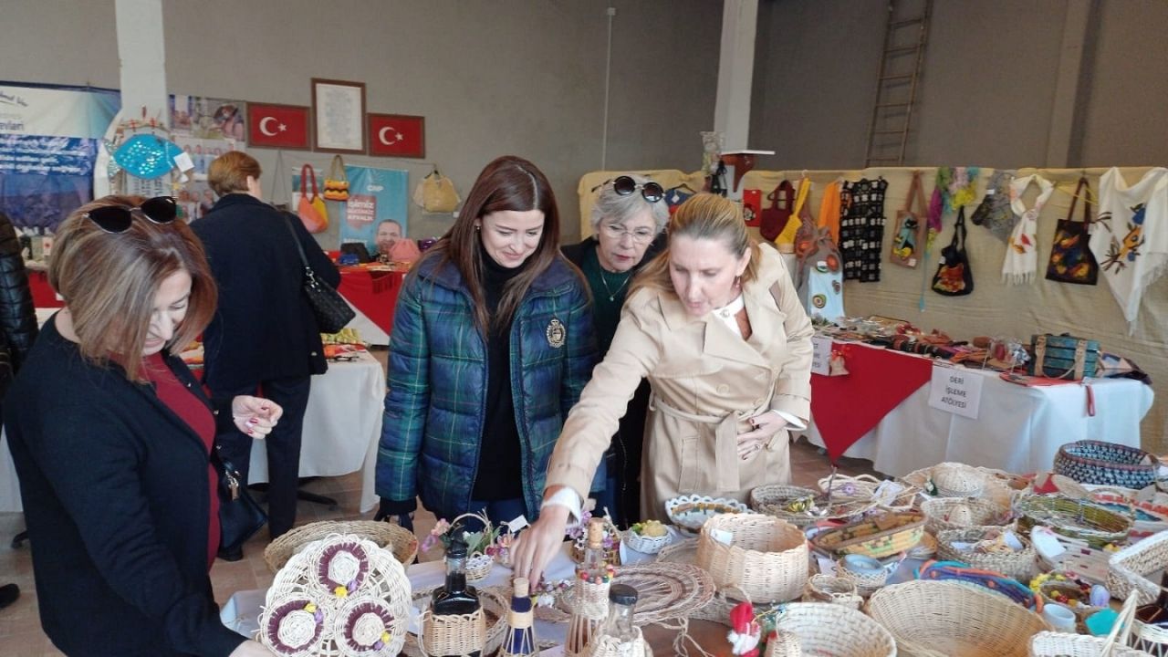 Ayvalık Belediyesi'nden Mahalleevleri Projesi! (1)