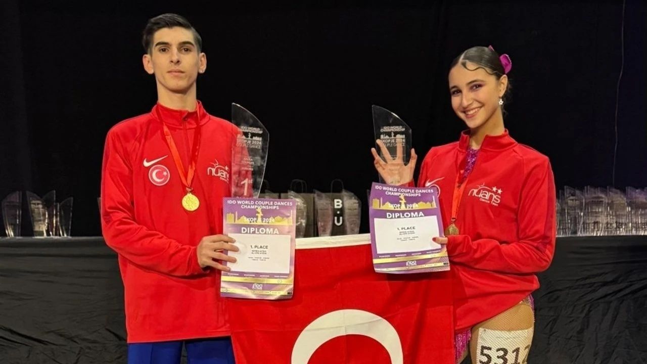 Bursa'nın Genç Dansçıları Dünya Şampiyonu Oldu (3)
