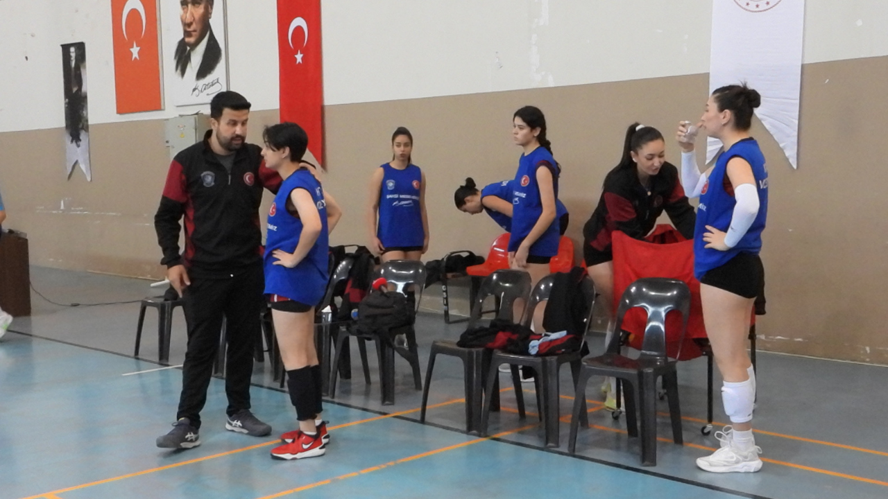 Depremzede Voleybol Takımı2