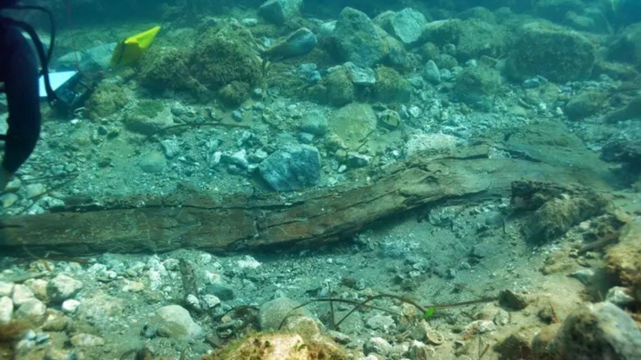 Sicilya'da 2 Bin 500 Yıllık Gizem Tarih Öncesi Aletler Bulundu! (1)