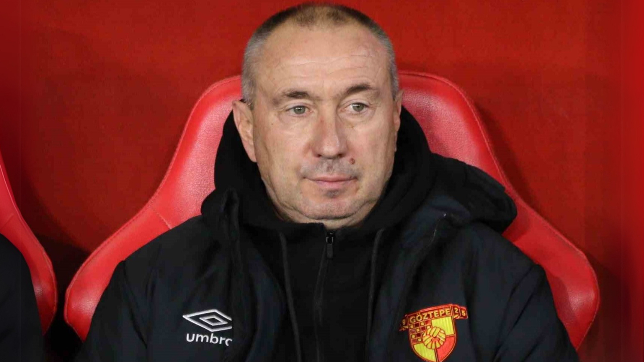 Göztepe Teknik Direktörü Stoilov’a Fair Play Ödülü