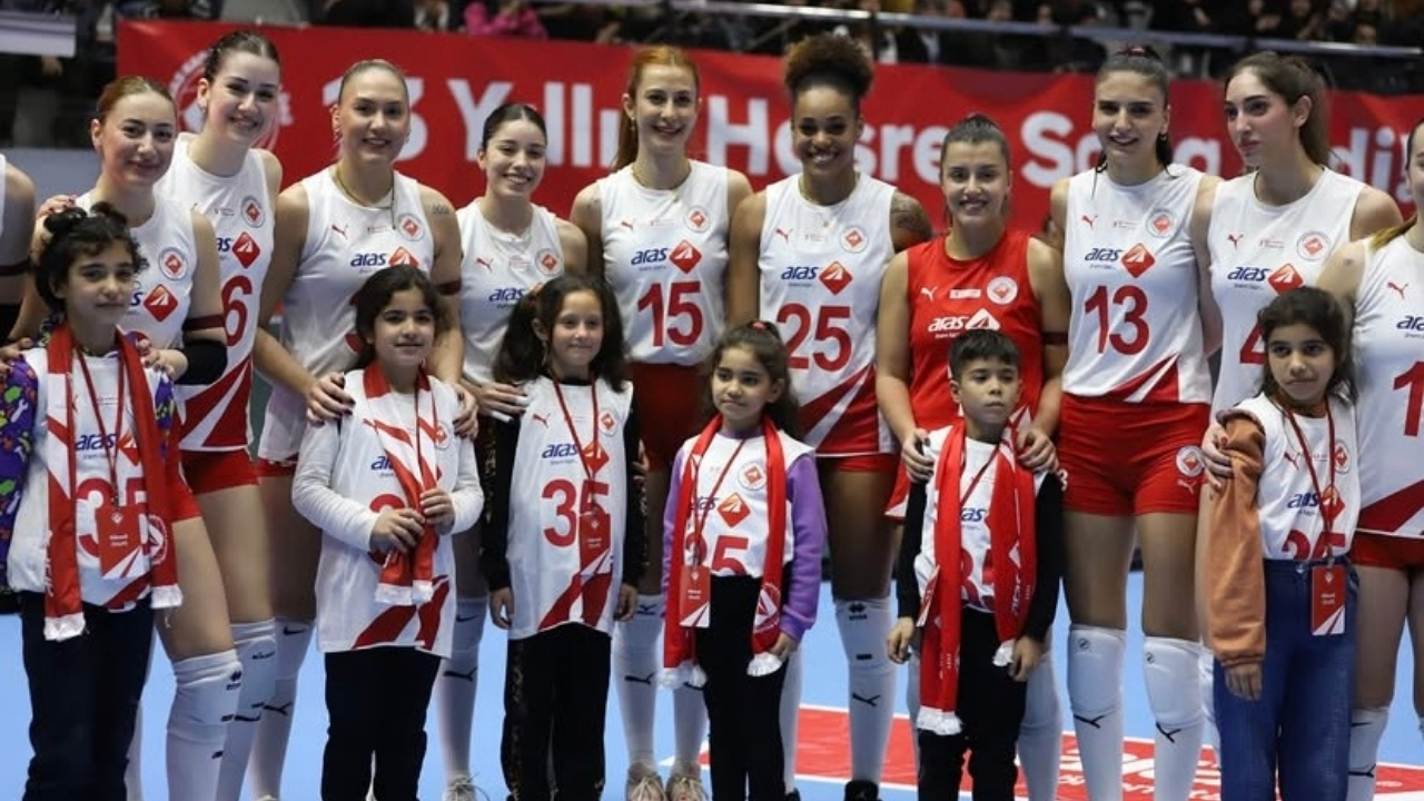 “Voleybol Birleştirir”