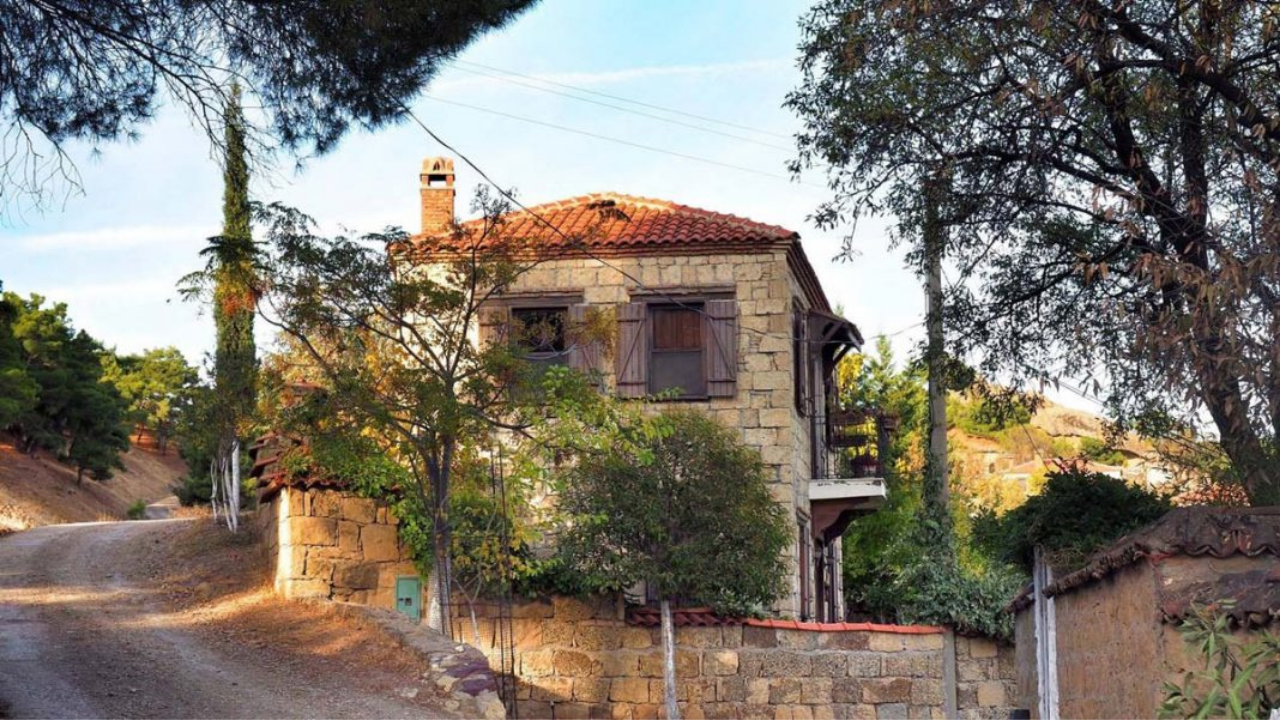 Adatepe Taş Mektep