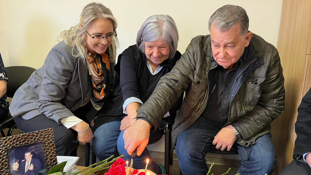 Ak Parti Izmir Milletvekili 14 Şubat