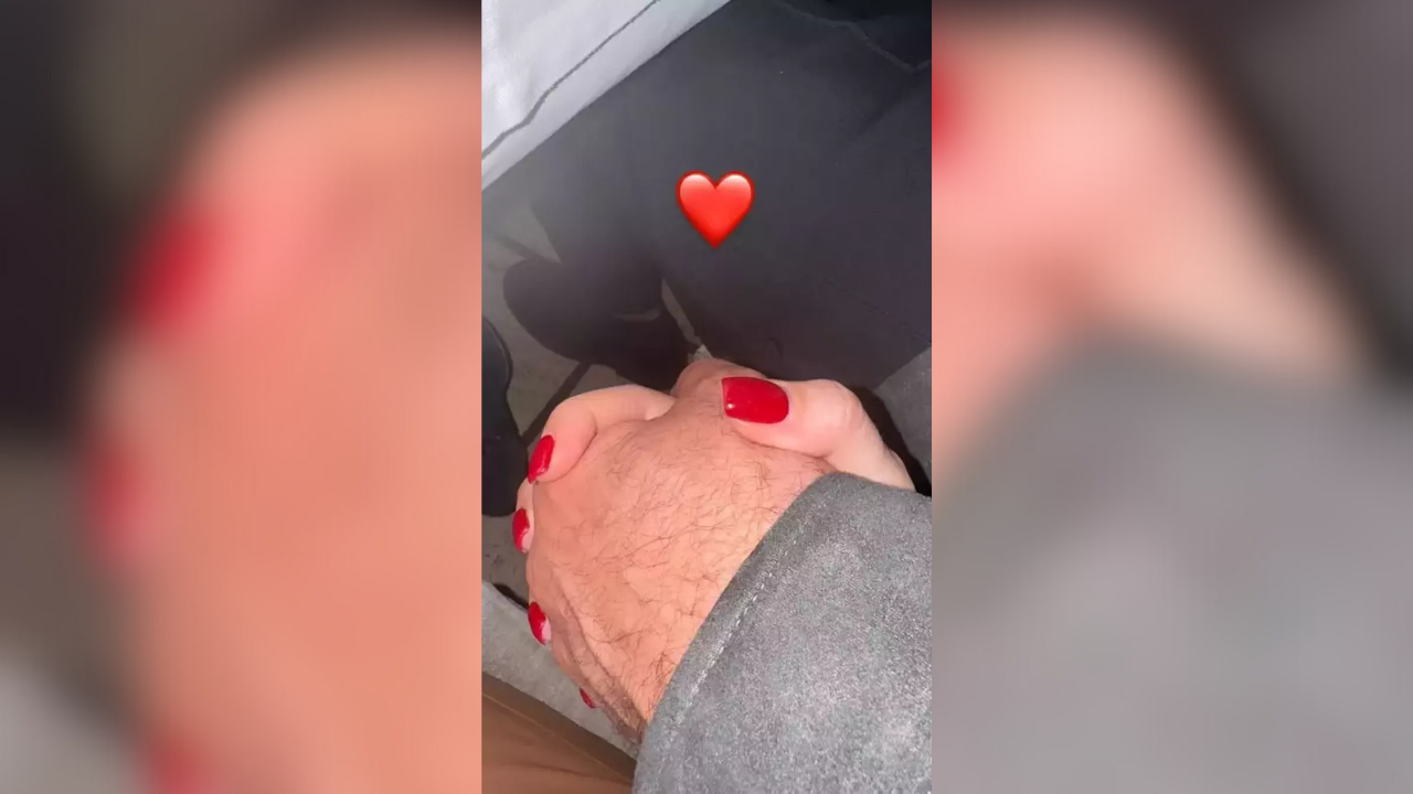 Aşkını Sosyal Medyada Ilan Etti