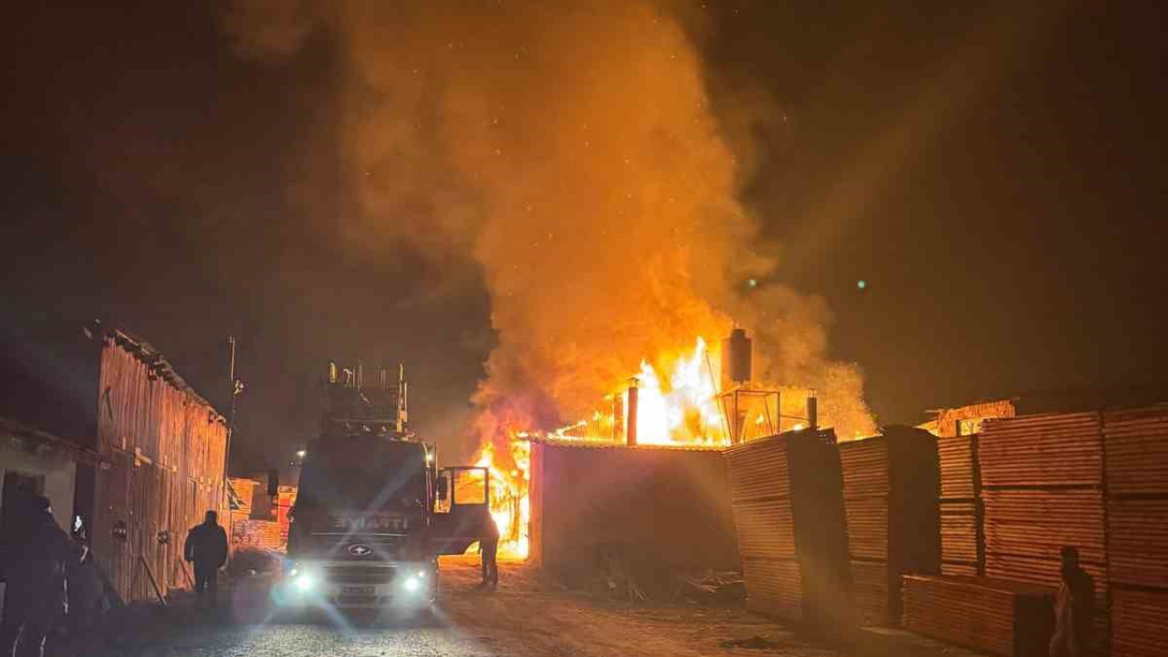 Balıkesir Depo Yangını2