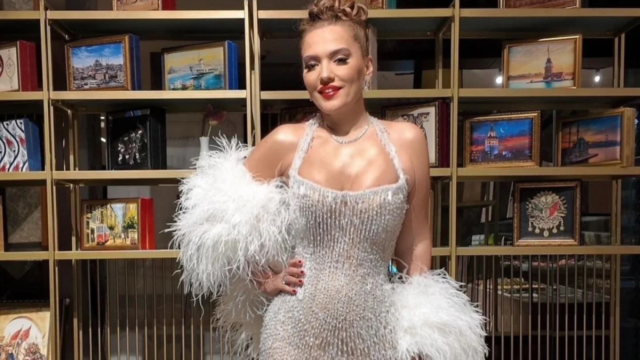 Demet Akalın’dan Sibil Çetinkaya’ya Sert Eleştiri Puf Böreği Gibi! (3)