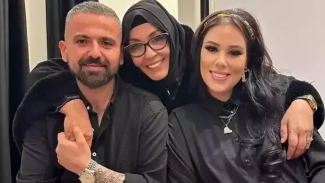 Ferdi Tayfur'un 40 Mevlidi Iki Ayrı Camide Okutuldu! (2)