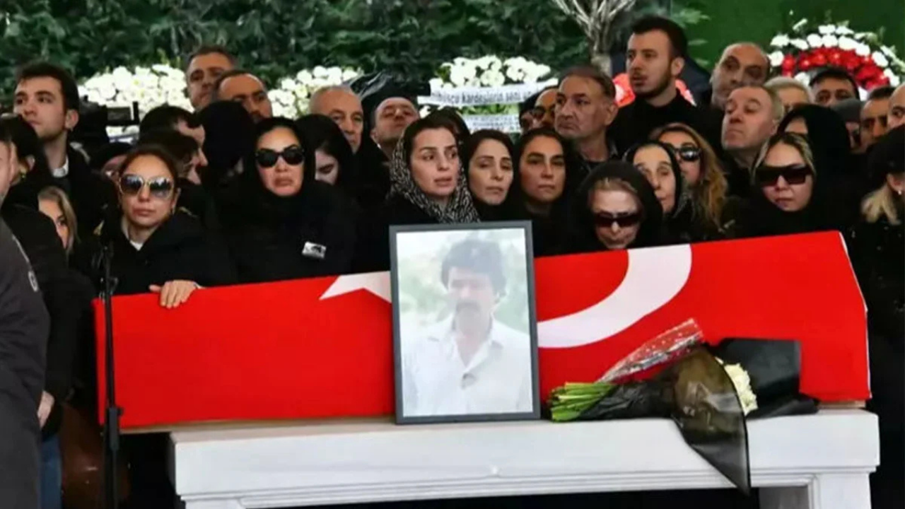 Ferdi Tayfur'un Eski Eşi Necla Nazır Hastaneye Kaldırıldı! (5)