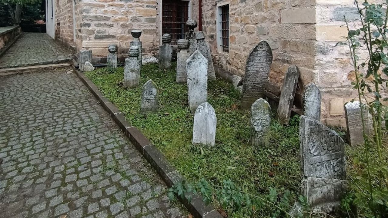 Geyikli Baba Türbesi-1