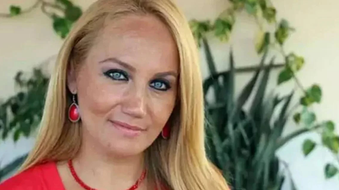 Pınar Aydınlar-1