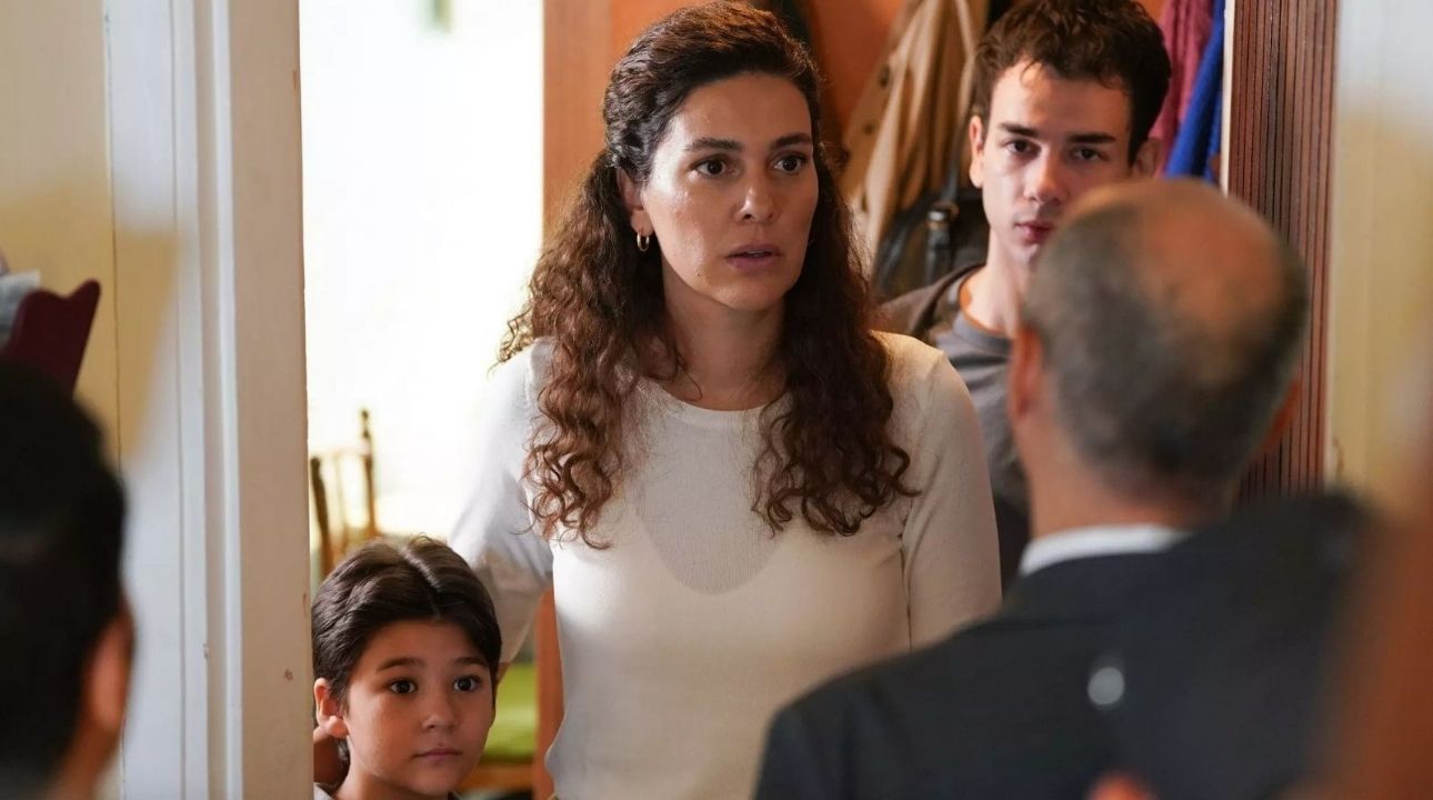 Sezen Aksu'dan Annem Ankara'ya Jest! (4)