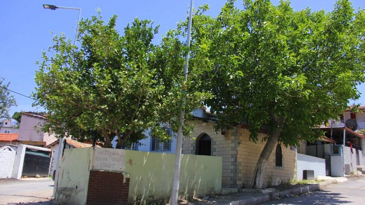 Urla Türbeler