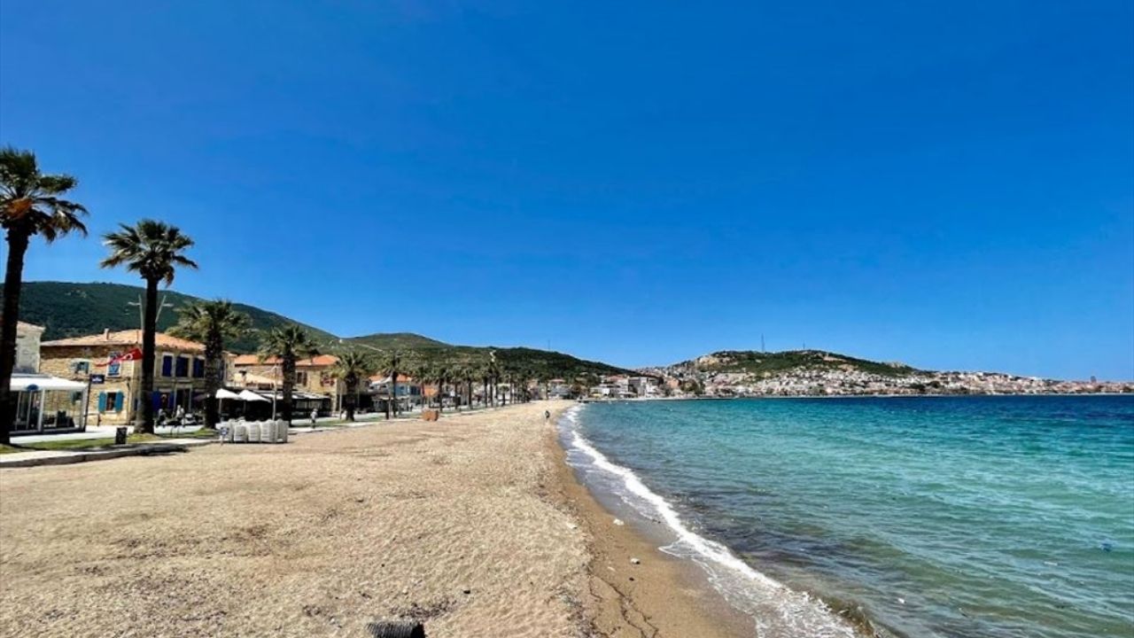 Yeni Foça Halk Plajı