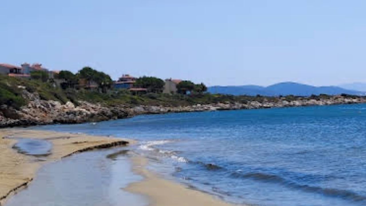 Yoncaköy Koyu Sahili