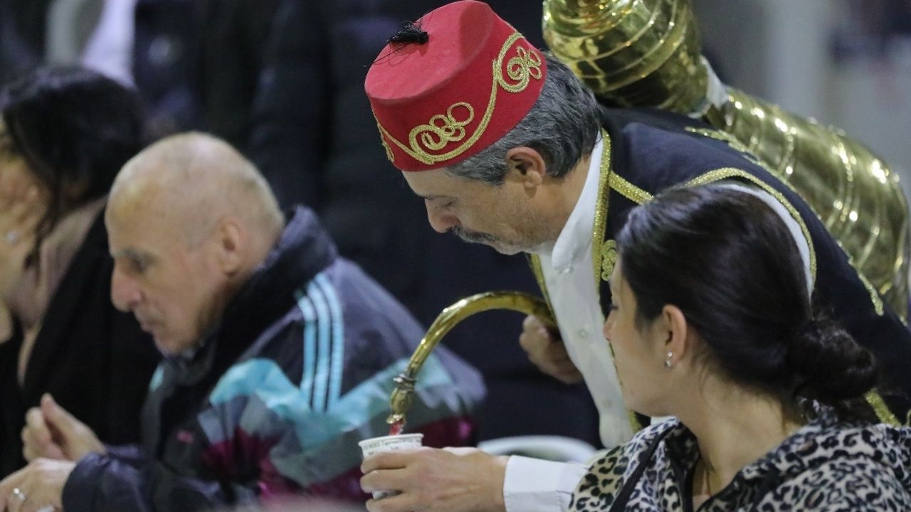 Bayraklı2-1