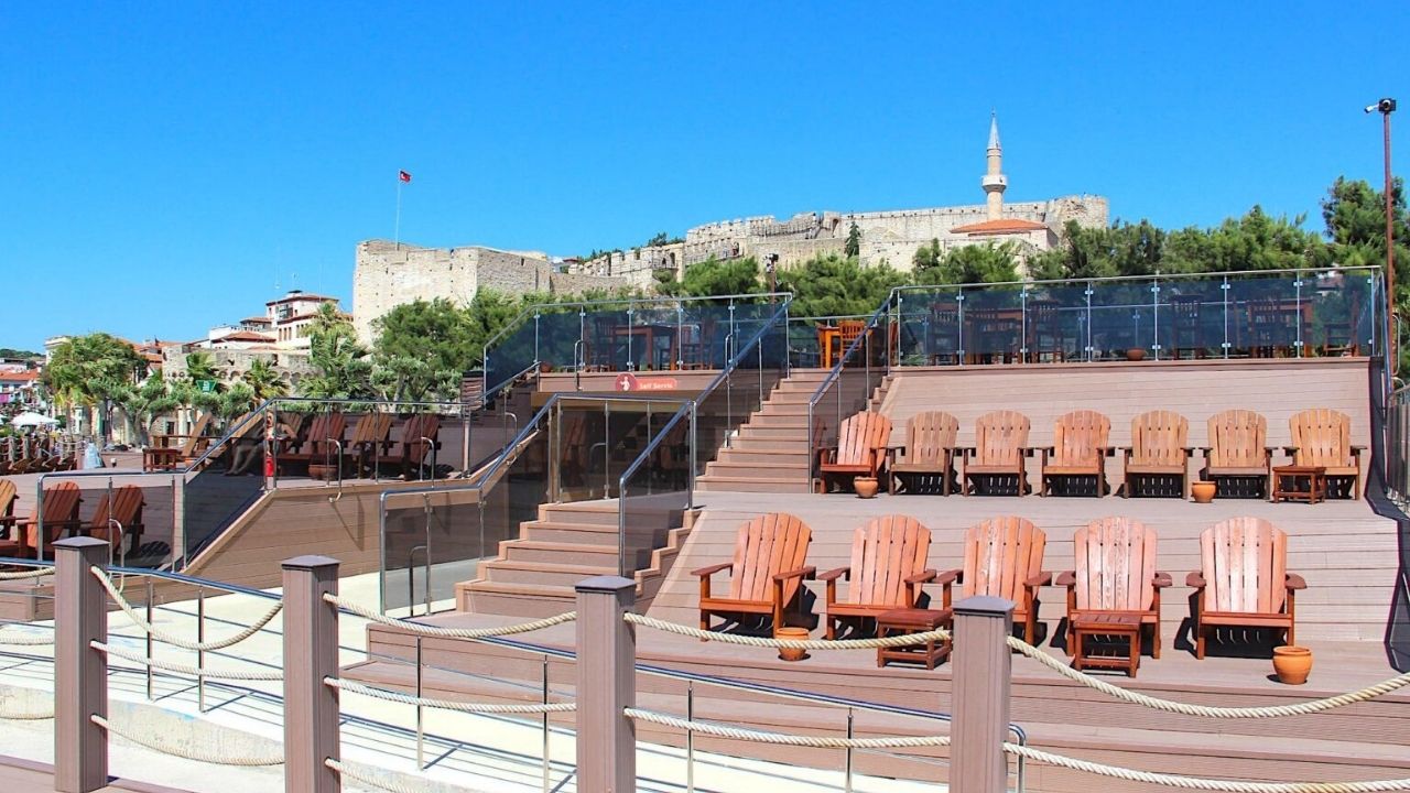 Çeşme Teras Kafe
