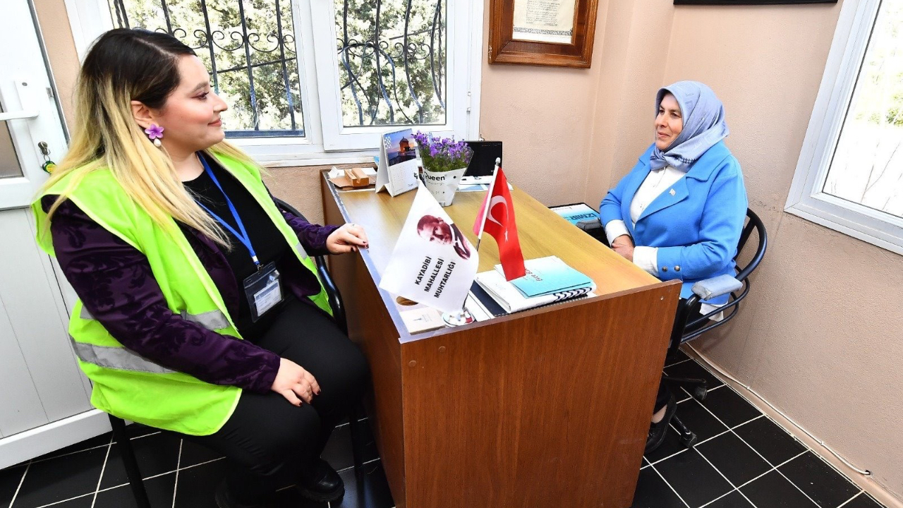 Kadın Muhtarlara Çiçek-2
