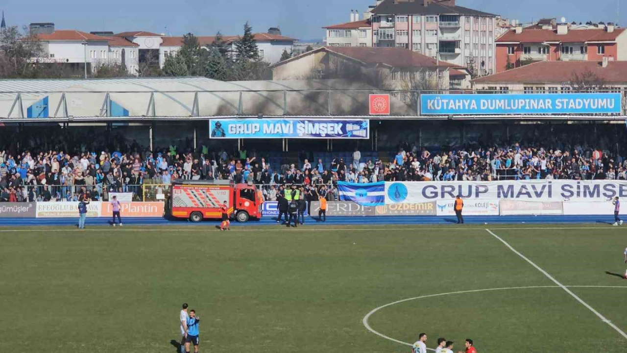 Maçta Yangın Paniği2