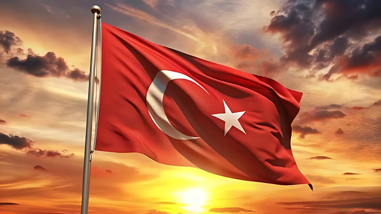 Türk Bayrağı-1