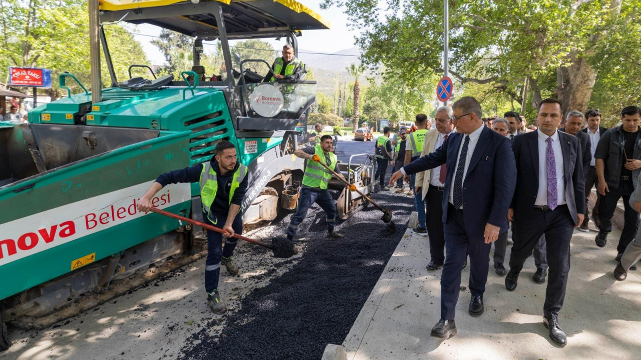 Cemil Tugay Izmir Gururumuz (2)