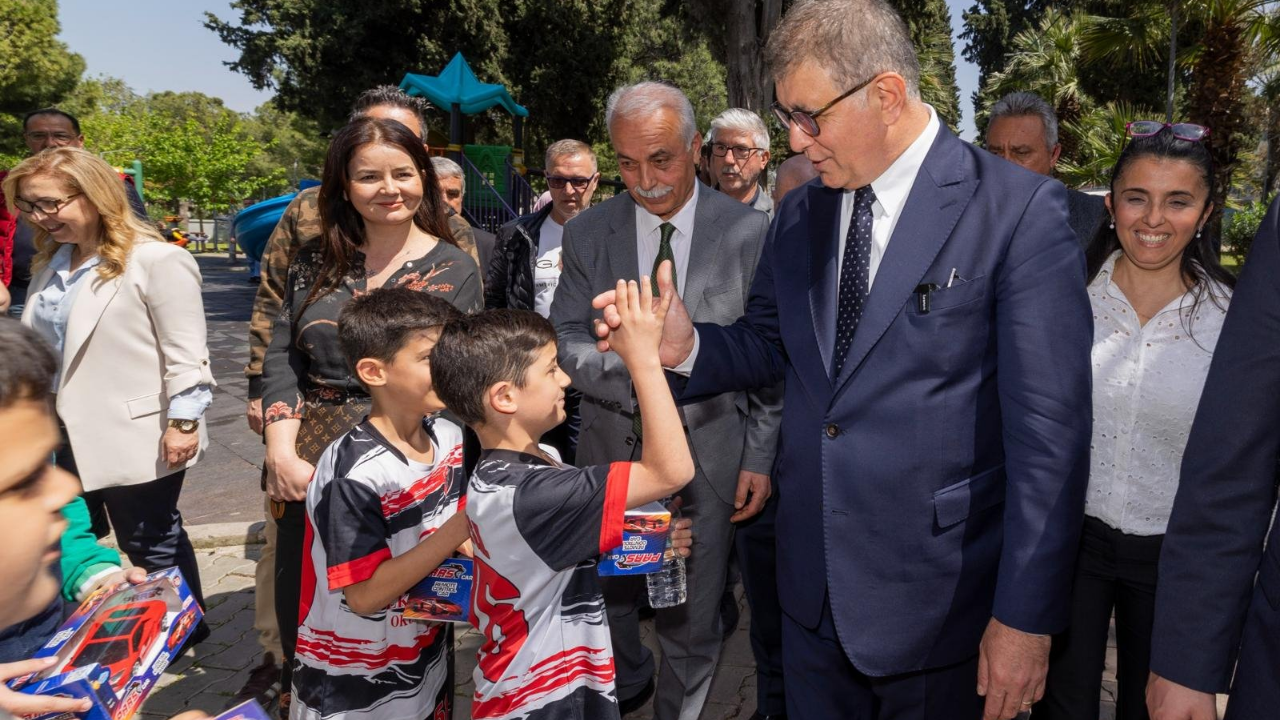Cemil Tugay Izmir Gururumuz (3)
