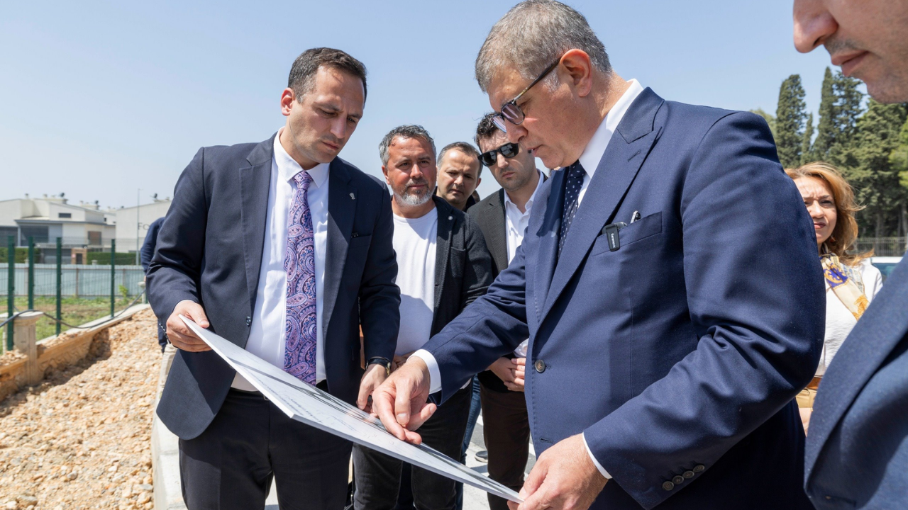 Cemil Tugay Izmir Gururumuz (4)