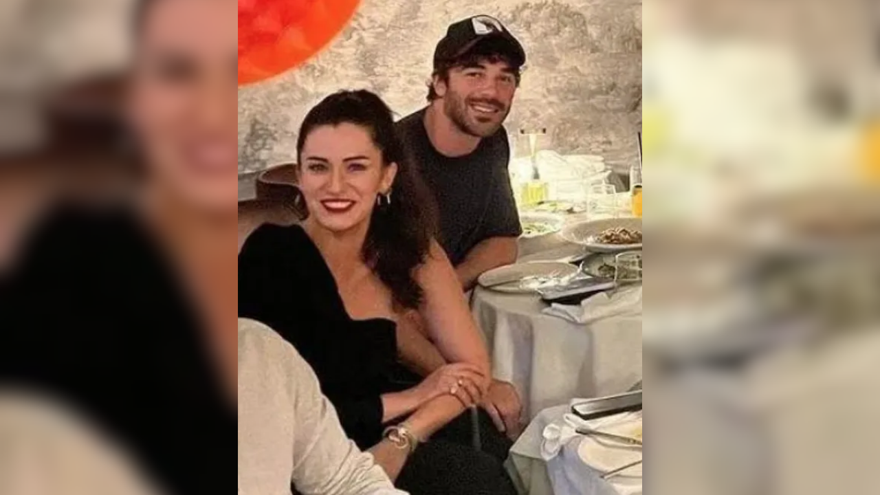 Hande Doğandemir-1