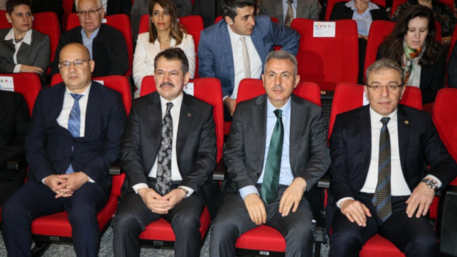 İzmi̇r Vali̇