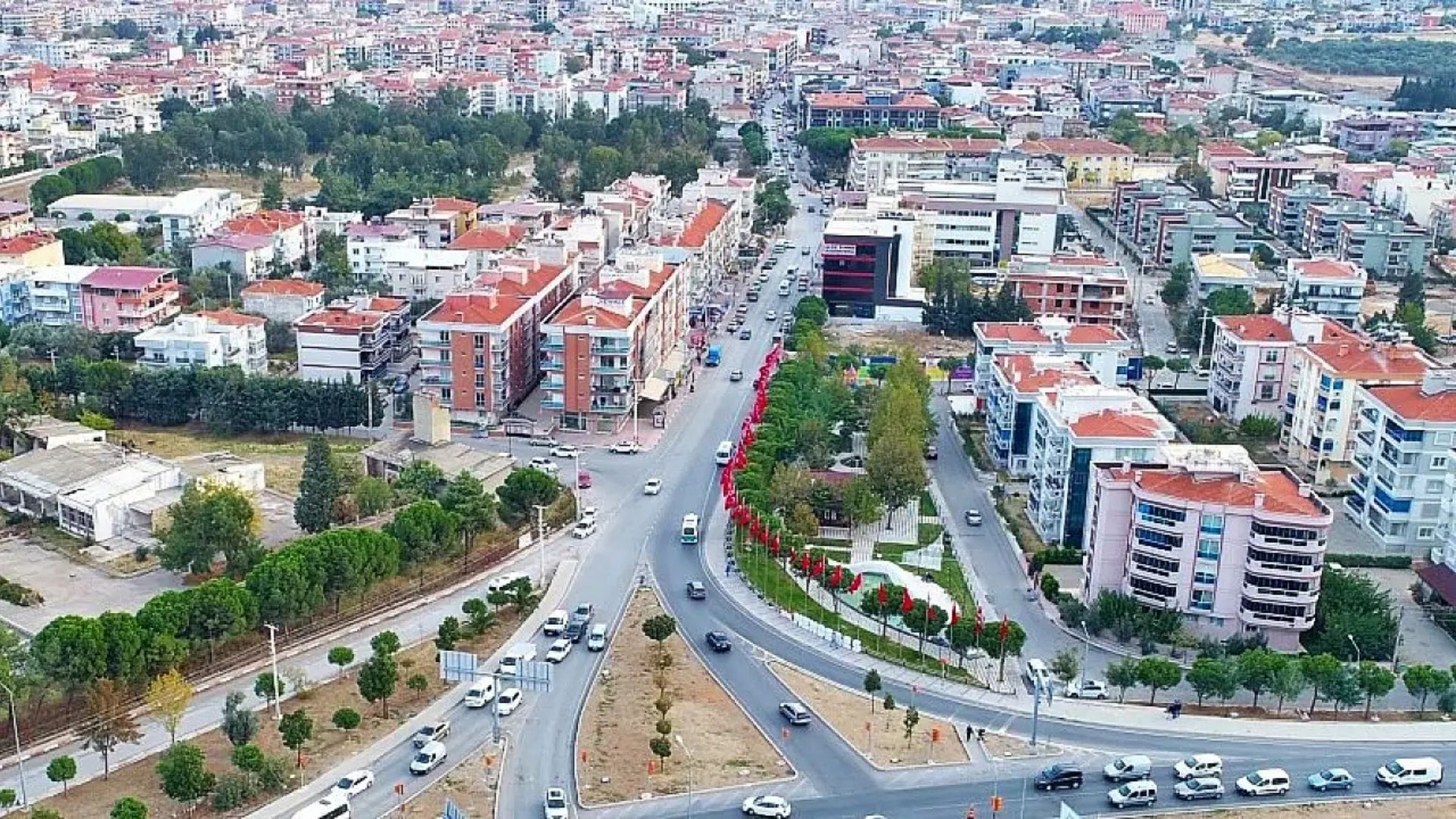 İzmirlilere Sorduk İlkay Çiçek’in Menderes Belediye Başkanlığındaki Ilk Yılı Sizce Nasıl Geçti1
