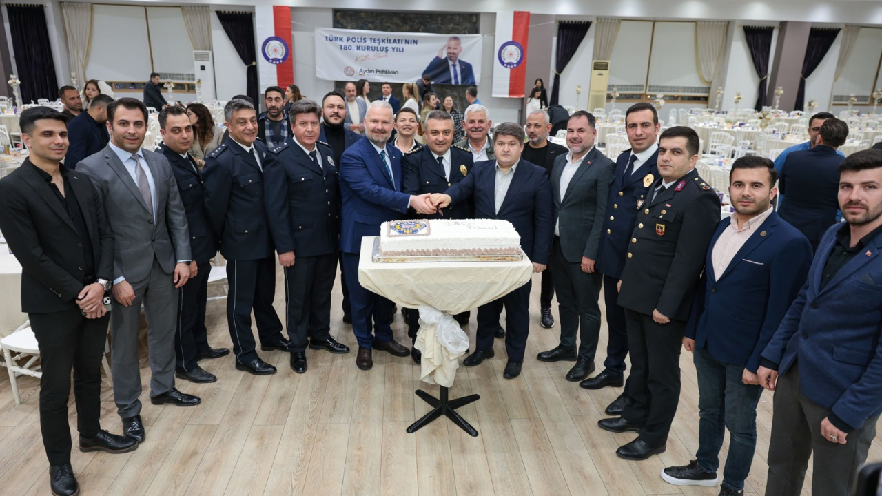 Menemen Polis Kutlama-1