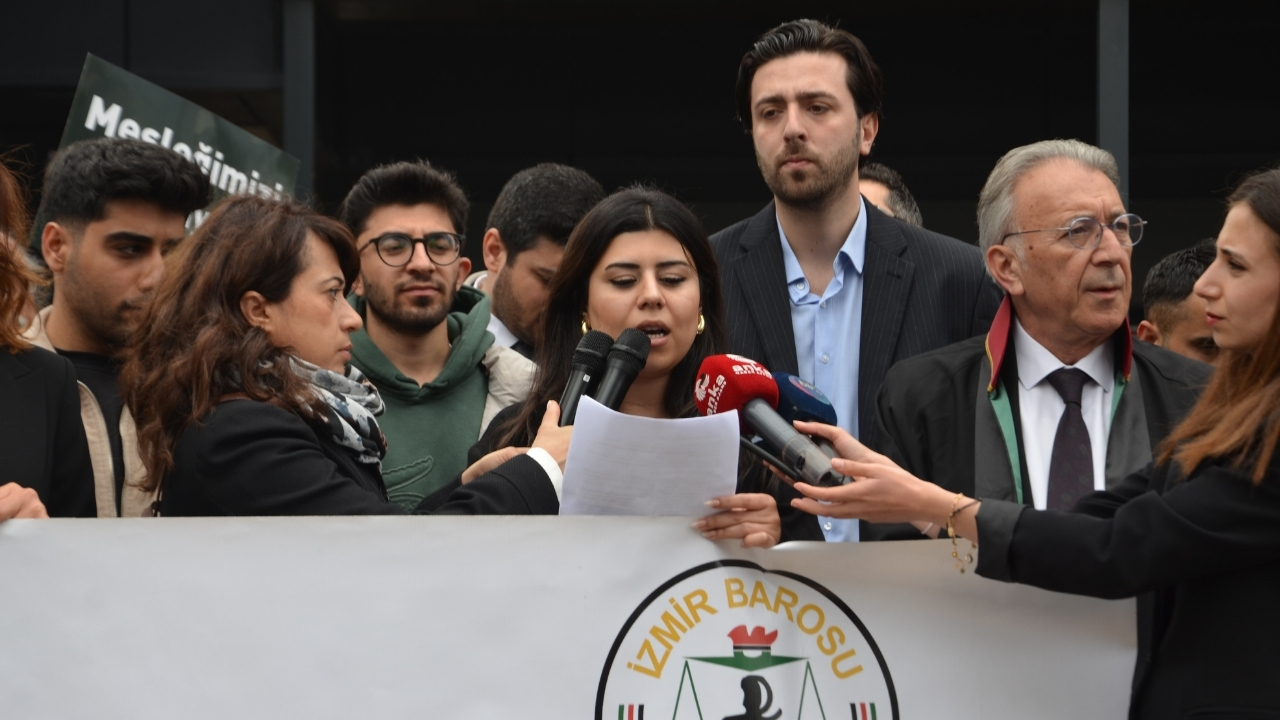 Stajyer Av. Sıla Çelik