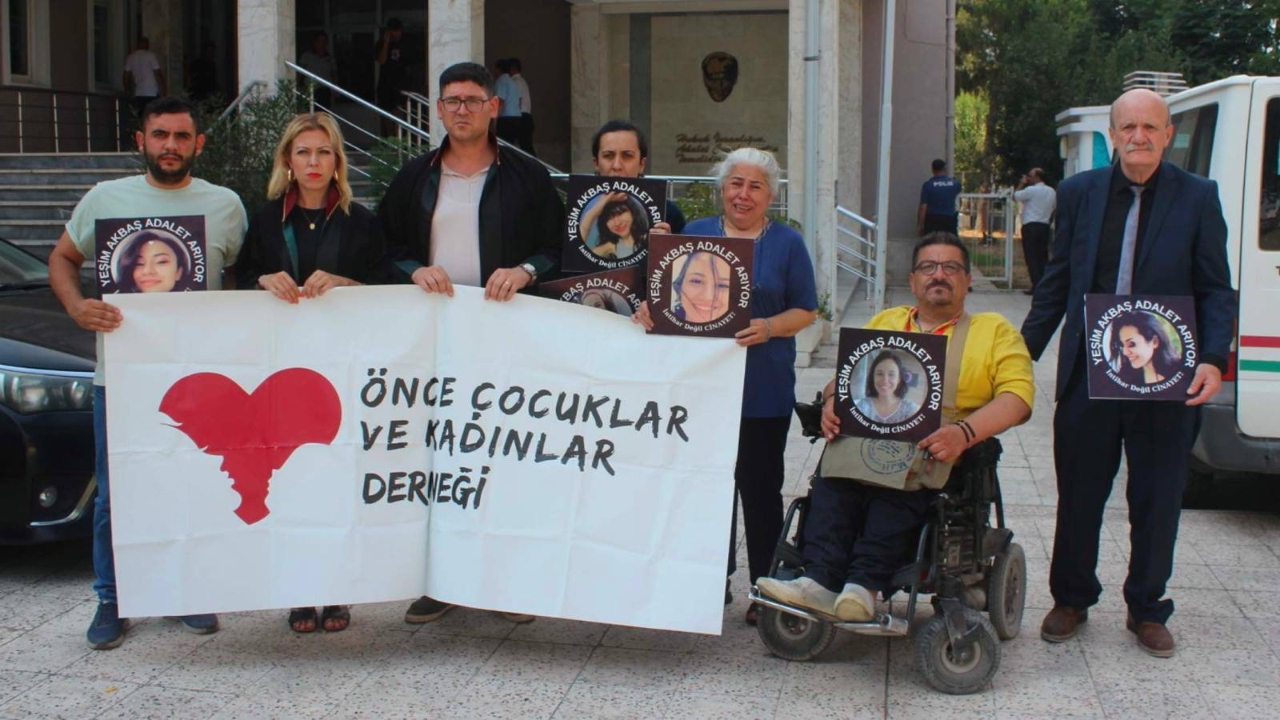 Yeşik Akbaş Ailesi