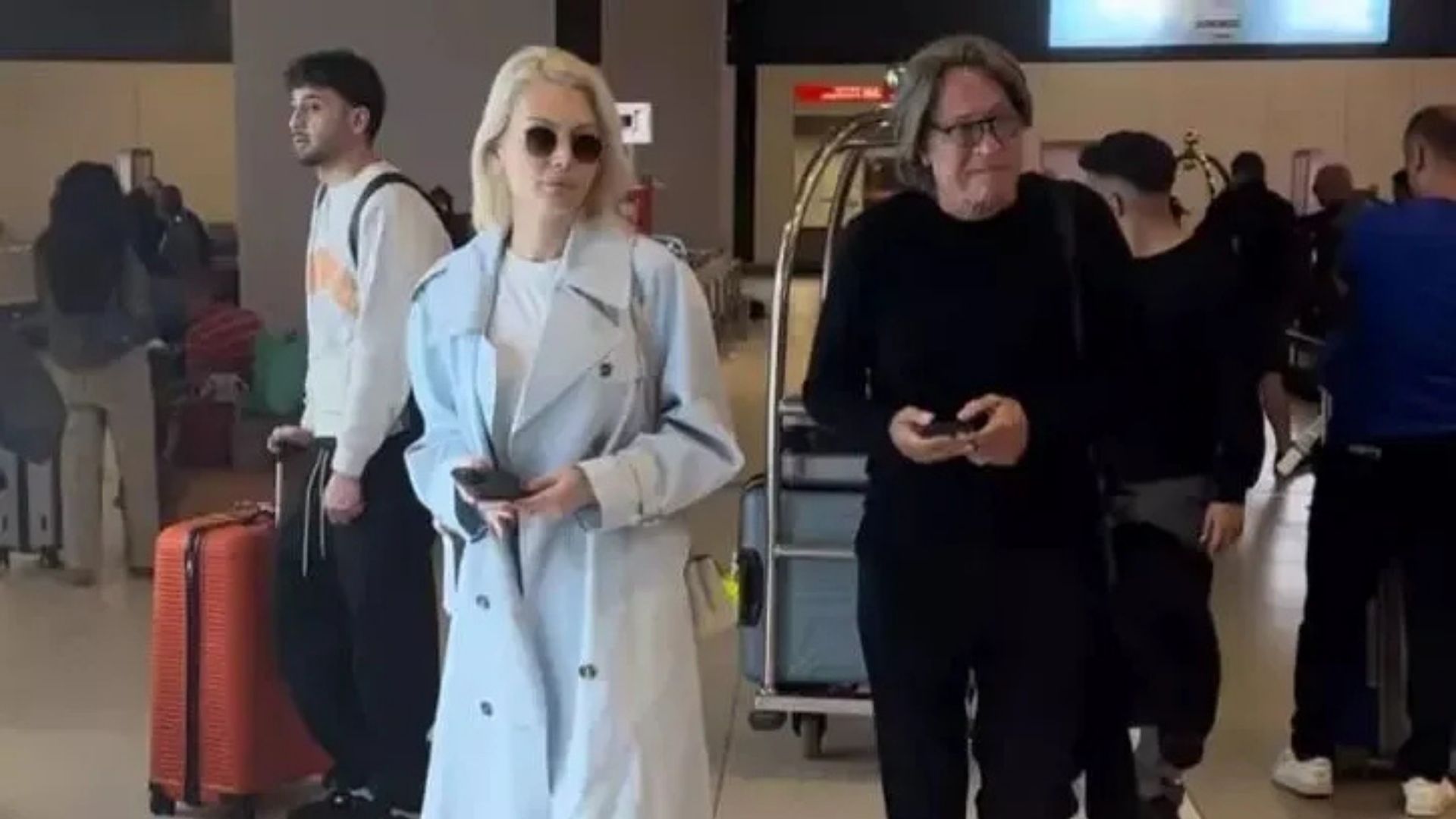 Bella Ve Gigi Hadid’in Babası İstanbul’da Görüntülendi!2