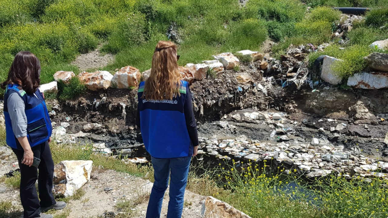 Izmir Tire Çöp Dağları