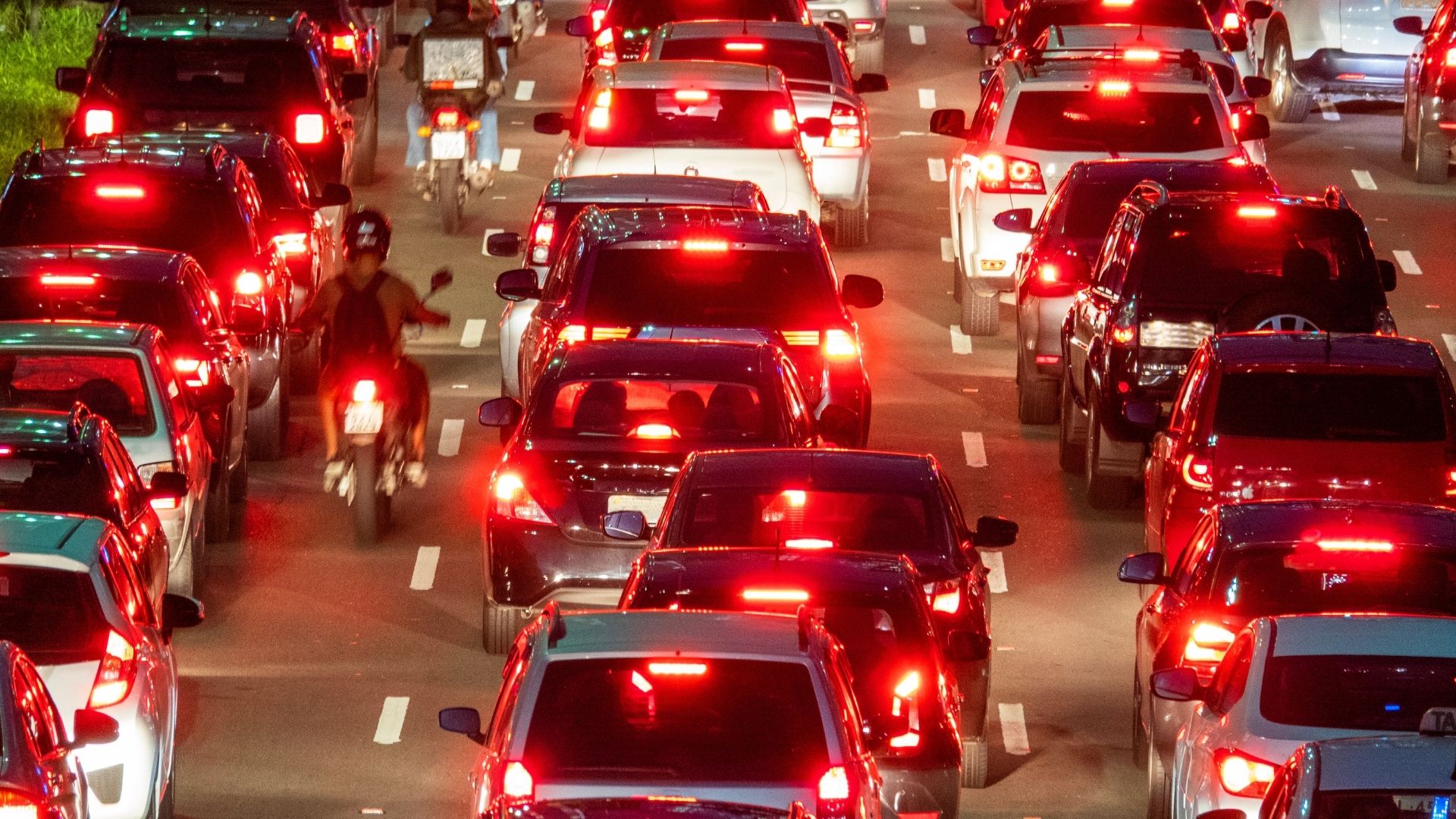 İzmir Trafiği Çileye Döndü Sabah Evden Çıkarken Ne Kadar Zaman Kaybediyorsunuz (2)