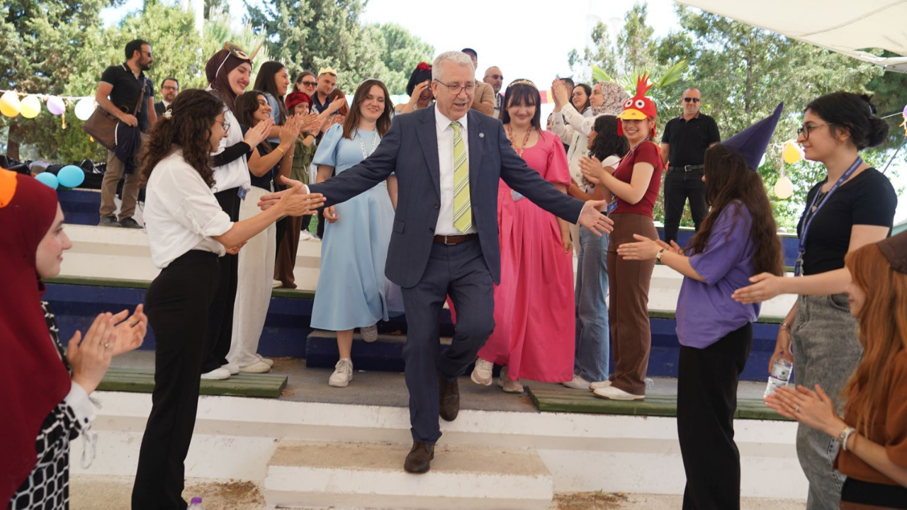 Izmirdesondakika (1)-124