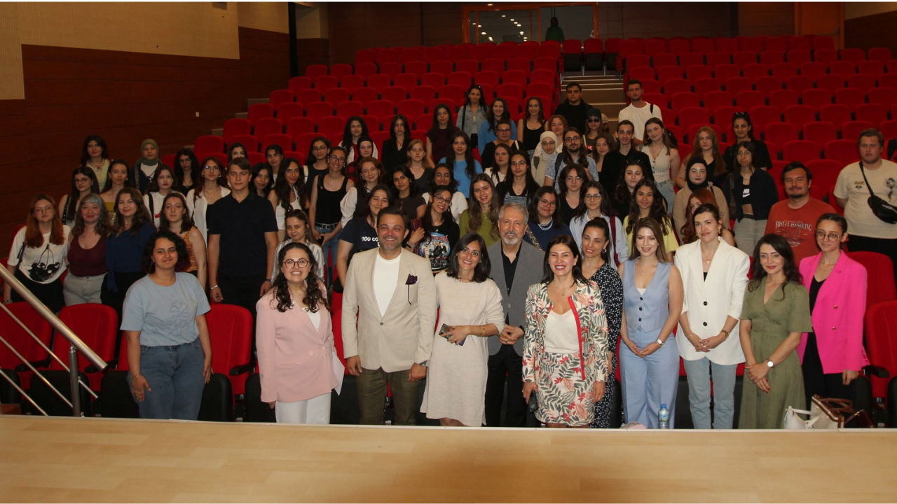 Izmirdesondakika (1)-155