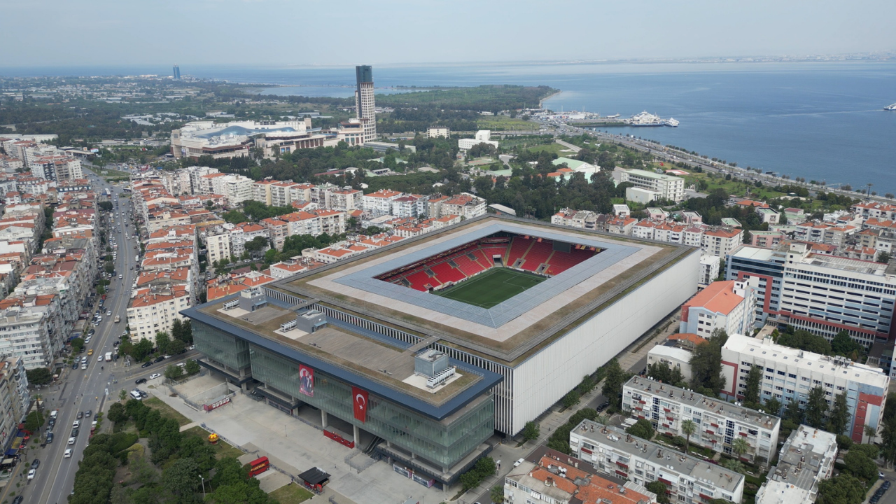 Izmirdesondakika (1)-157