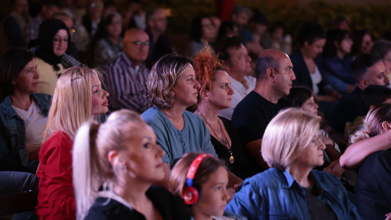 Izmirdesondakika (1)-159