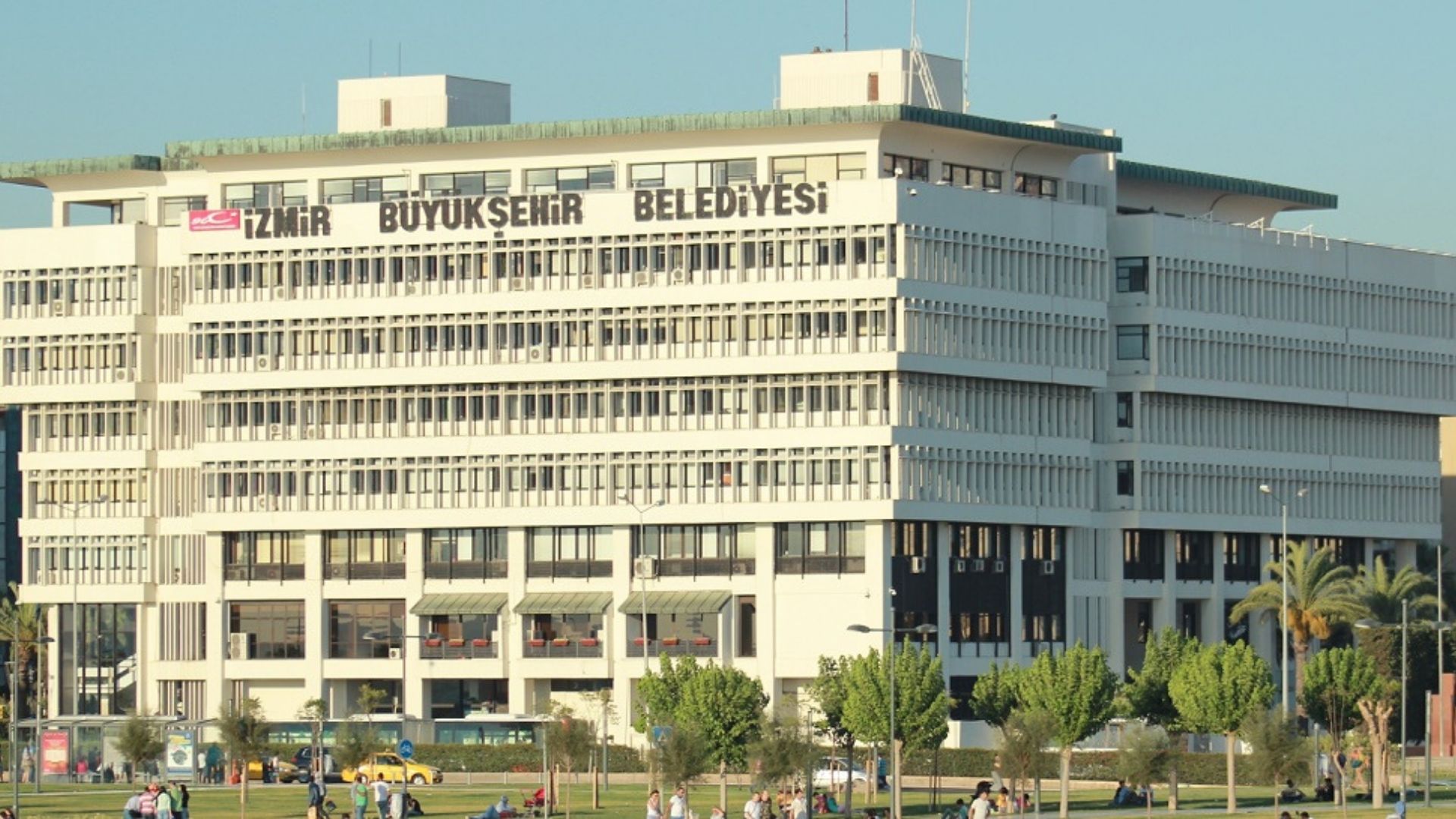 İzmirlilere Sorduk Belediye Hizmetlerinden Memnun Musunuz2