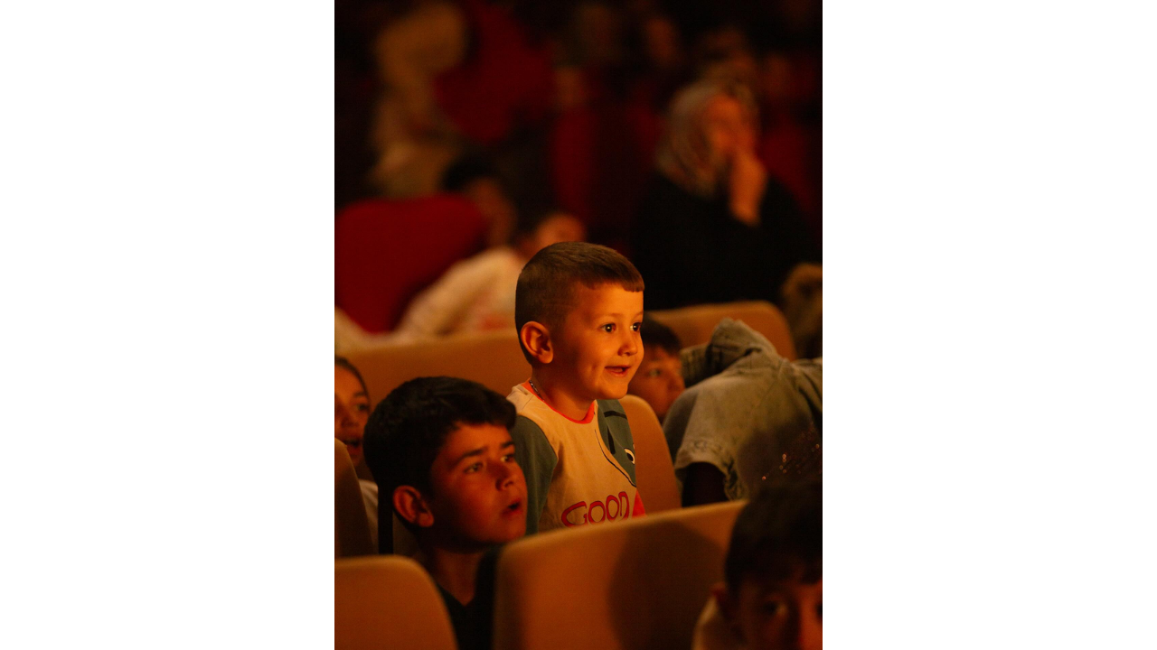 Karabağlar Kent Tiyatrosu (1)-1